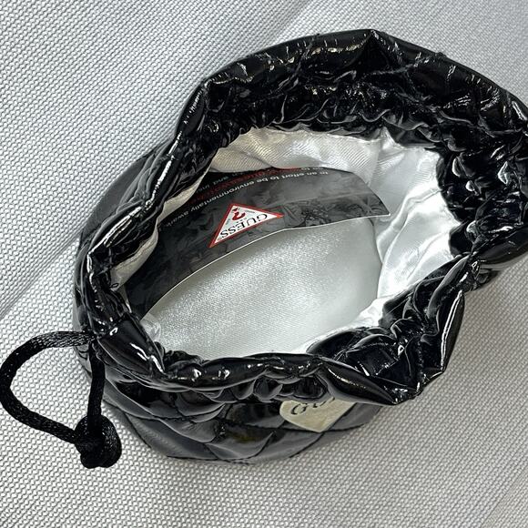 Guess Gift Pouch‎ Black Vinyl Quilted Drawstring Watch Holder Cosmetic Mini Bag - Picture 8 of 9